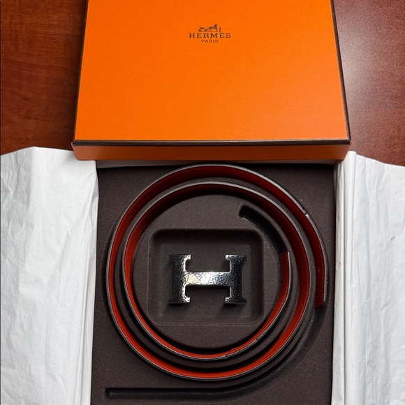 Hermes Leather BeltSilver H buckle ReversibleLight Orange and Dark Orange.